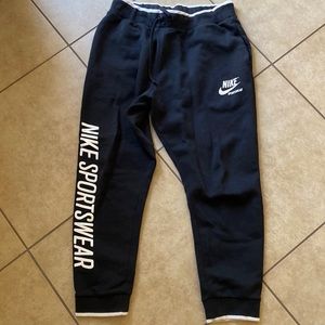 Nike Sweatpants